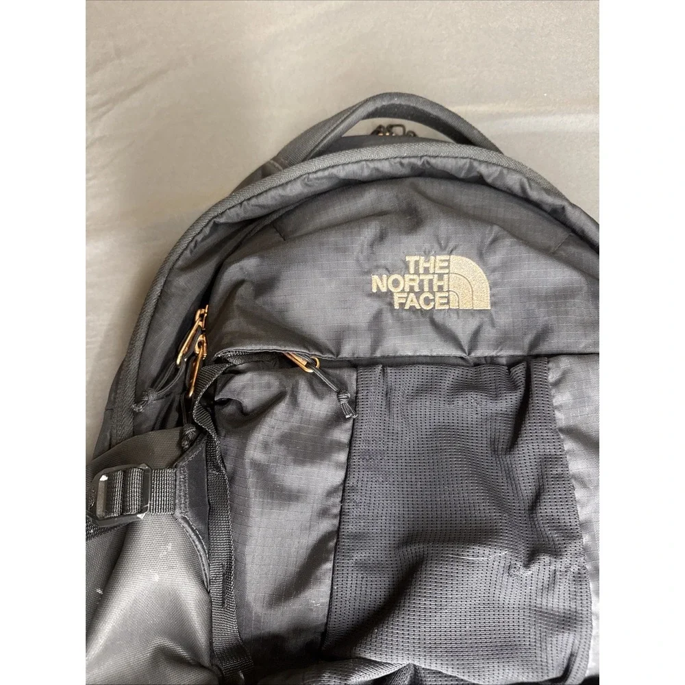 The North Face Women's‎ Recon Luxe Backpack, TNF Black/Burnt Coral, OS - USED